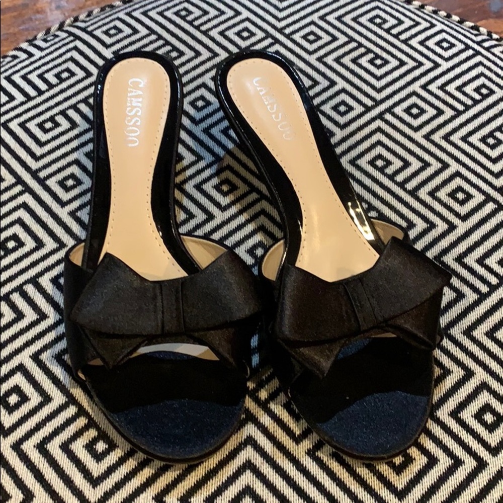 Black Camsso satin low heels